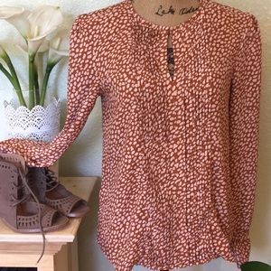 Brown long sleeve w/beige spots